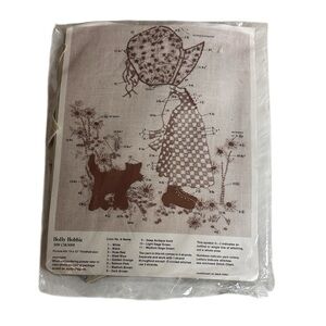 Vintage Holly Hobbie crewel embroidery stitch kit New in Package